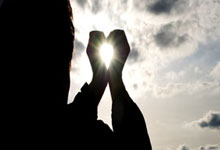 DeFi Token Performance Post-October Crash: A Data-Driven Analysis of 2025 Investor Shifts